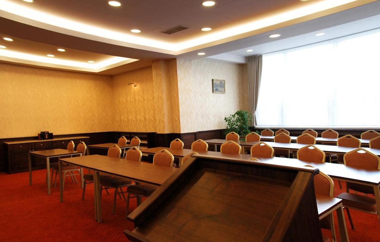Hotel Lesana Stara Lesna Exterior foto