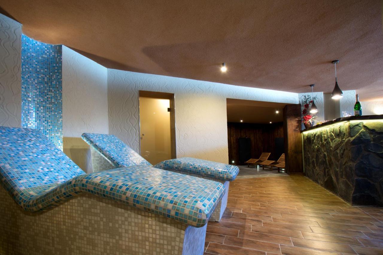 Hotel Lesana Stara Lesna Exterior foto