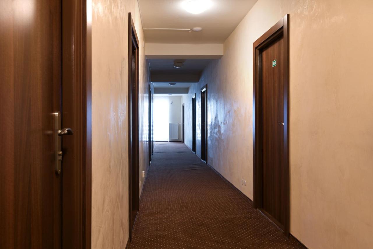 Hotel Lesana Stara Lesna Exterior foto