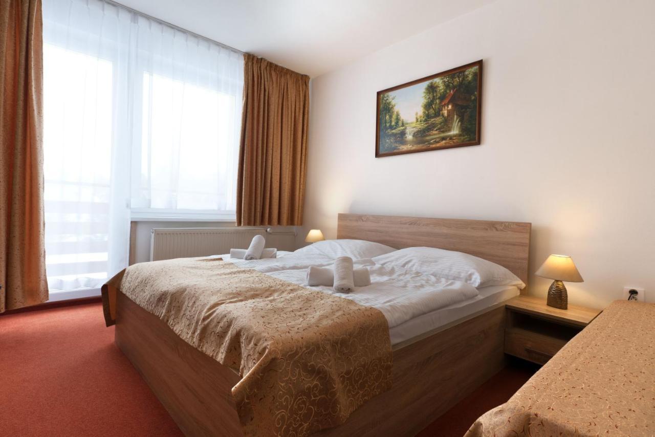 Hotel Lesana Stara Lesna Exterior foto